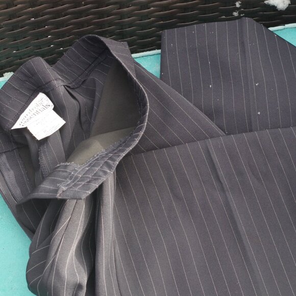 Vintage Pin Stripe Ladies Pants By Wardrobe Essentials - Picture 8 of 9